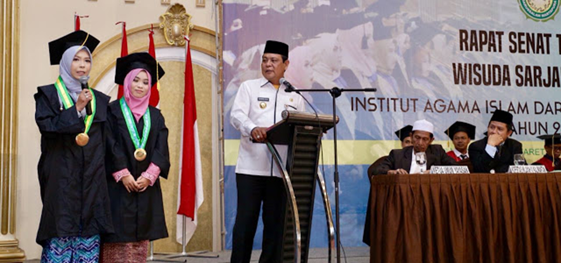 Gubernur Syahbirin pada Wisuda Mahasiswa 2018